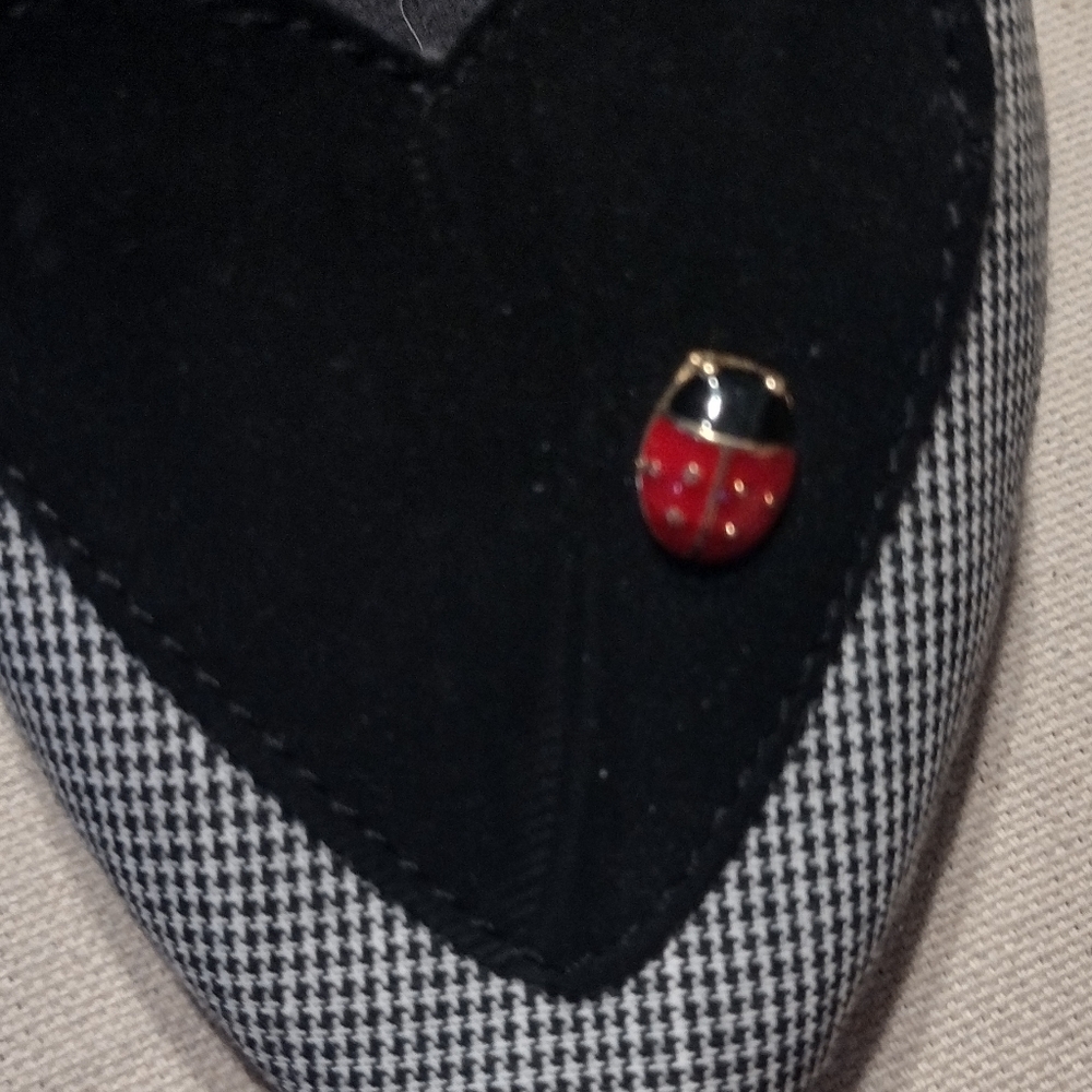 Lily in the Sky heat and ladybug flats 6.5